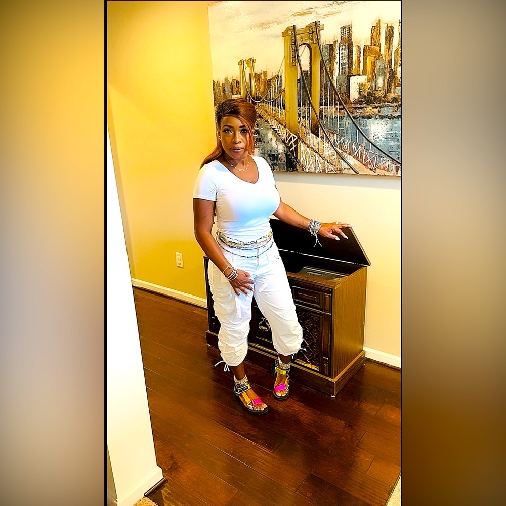 Meet your Posher, Monique s